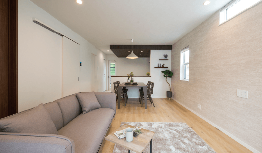 18棟モデルハウス一斉公開　SHOWA GROUP（ショウワグループ）株式会社・昭和住宅　ストークガーデン東神吉町西井ノ口1号地モデルハウス　リビング