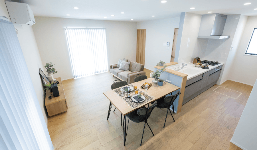 18棟モデルハウス一斉公開　SHOWA GROUP（ショウワグループ）株式会社・昭和住 宅　ストークガーデン野口町野口2号地モデルハウス　リビング