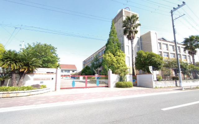 明石市二見町西二見　明石市立二見西小学校