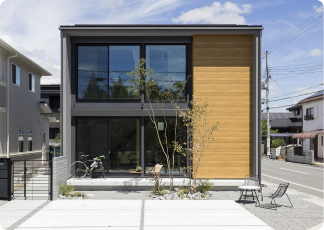 お引き渡しの新築一戸建ての外観
