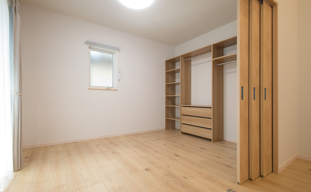加古川市　フラットステージ野口町北野　モデルハウス　洋室　昭和住宅