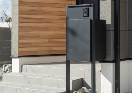 リアルサイズ展示場見学会　SHOWA GROUP株式会社（昭和住宅）　ストークガーデン東加古川駅前通りⅣ2号地　宅配ボックス