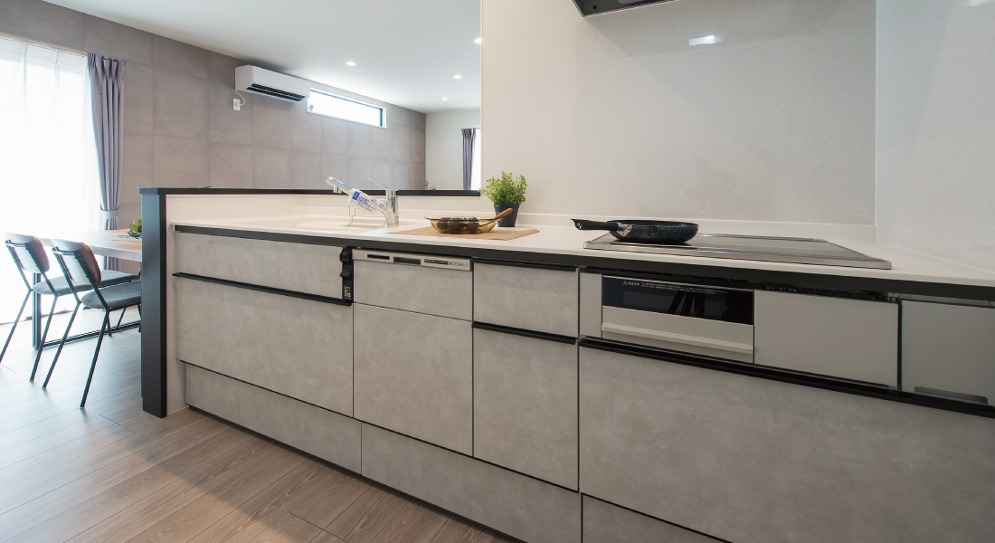 加古川市　ストークビレッジ宝殿駅前プレミアムⅡ　SHOWA GROUP（ショウワグループ）（株）　昭和住宅　キッチン