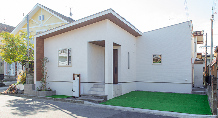 モデルハウス特集　フラットステージ野口町北野「平屋」モデルハウス　SHOWA GROUP（ショウワグループ）株式会社・昭和住宅　LDK