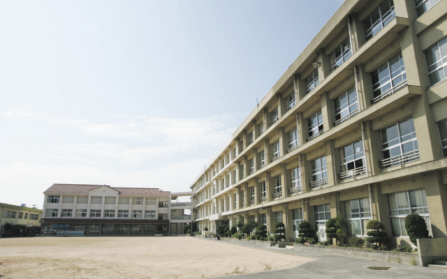 錦浦小学校