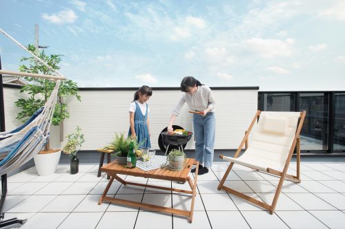アウトドア気分も楽しめる おうち時間 を充実させるバルコニーの活用法 新築一戸建てスタッフブログ 昭和住宅株式会社