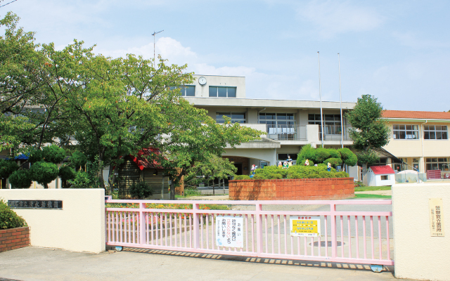 ストークビレッジ魚住町清水北　明石市魚住町清水　明石市立清水幼稚園