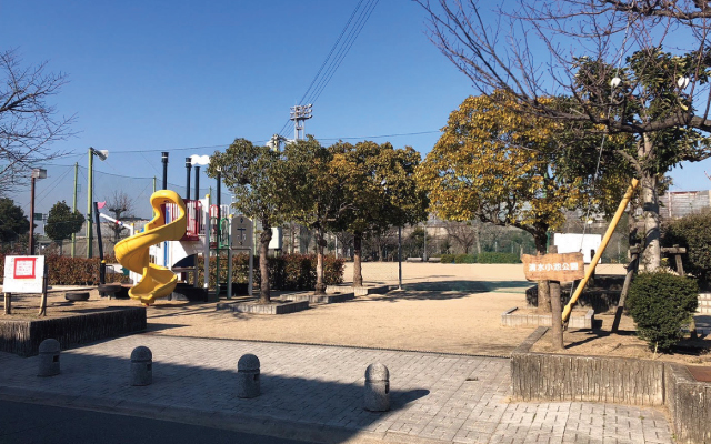 ストークビレッジ魚住町清水北　明石市魚住町清水　清水小池公園