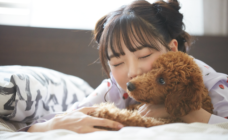 KATARIE-カタリエ-展示場　神戸新聞ハウジングセンター加古川会場　ペットファーストの家づくり相談会　ペットと女性