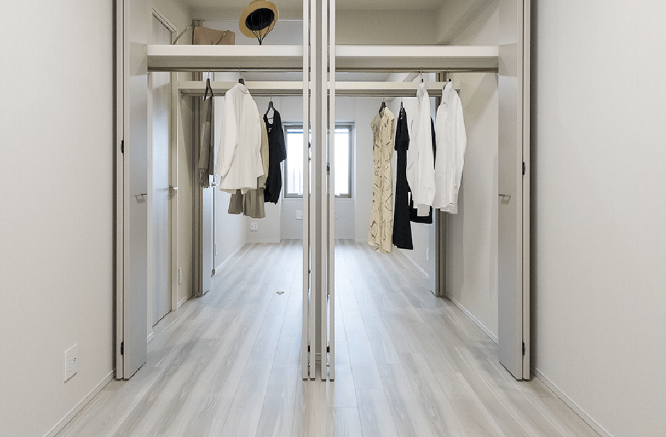 JR「東加古川」駅徒歩3分 リベール東加古川駅前通り ここ見て！ポイント　ウォークスルークロゼット