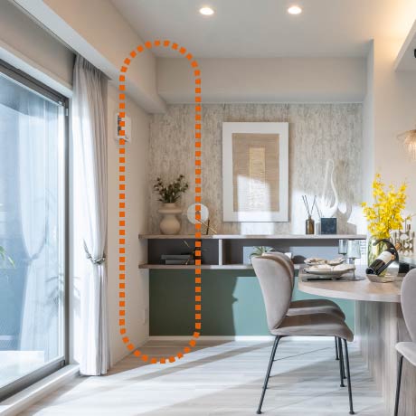 柱の出っ張りのない設計