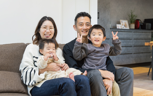 部屋に光を注ぐ、中庭のある家 の画像12